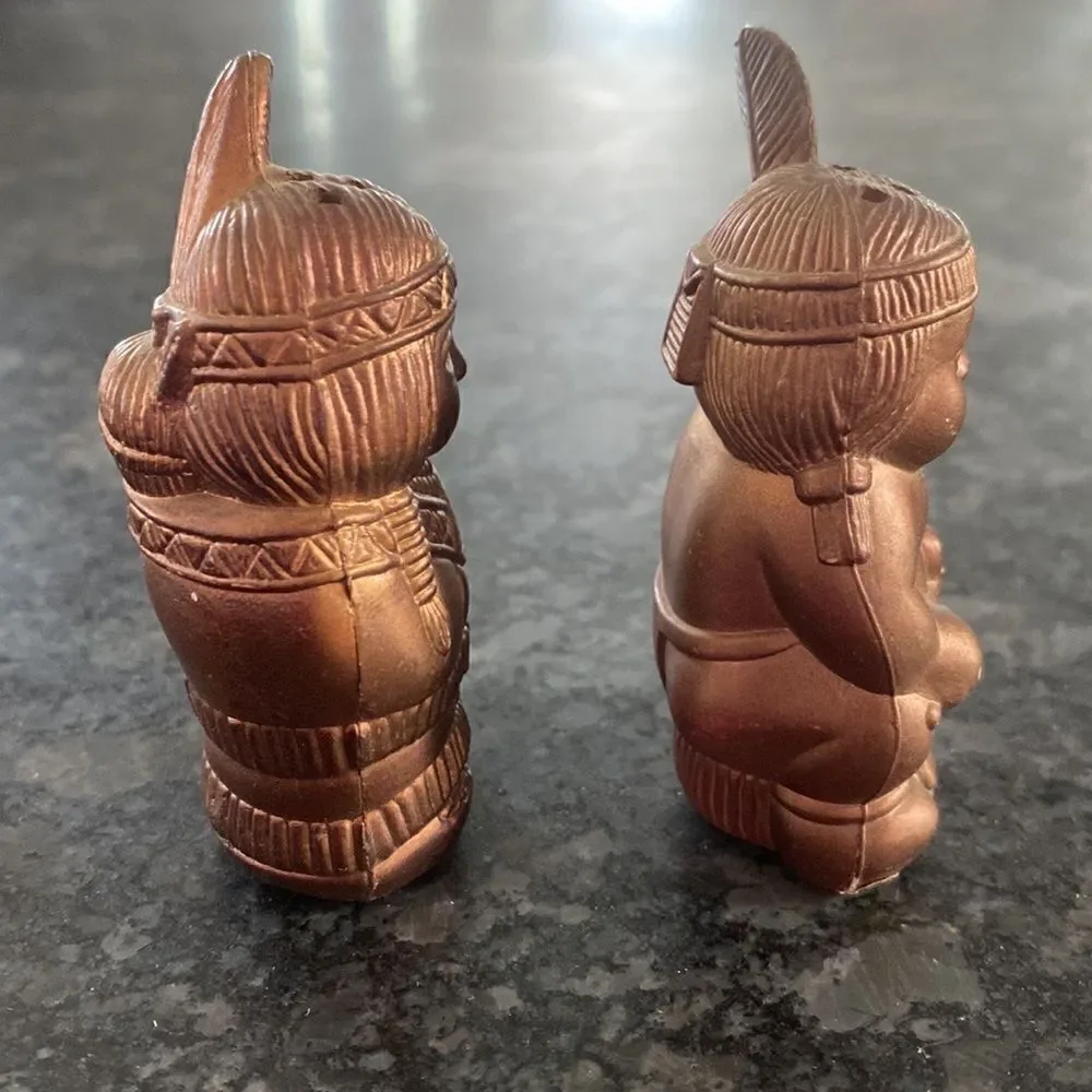 Native American Girl Salt Pepper Shaker Set